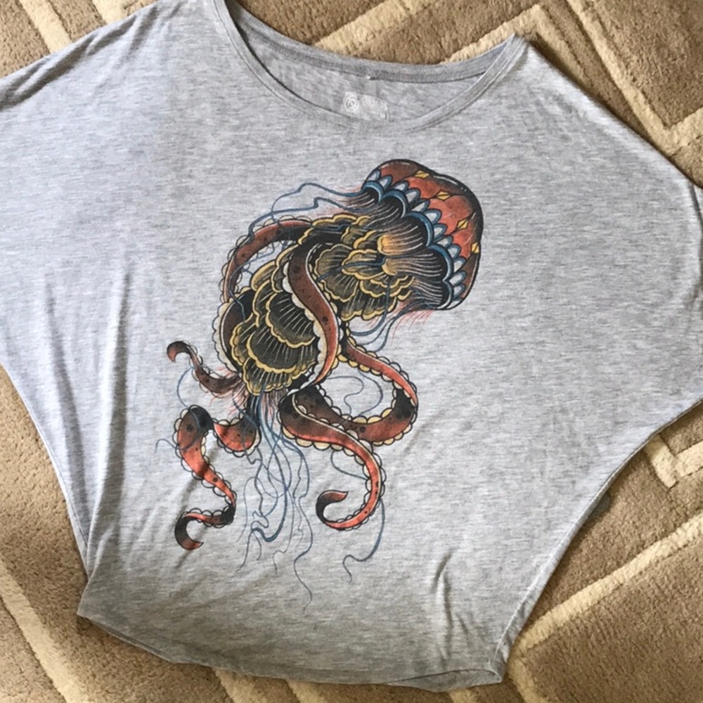 Curbside Clothing Jellyfish Circle Top Size Medium